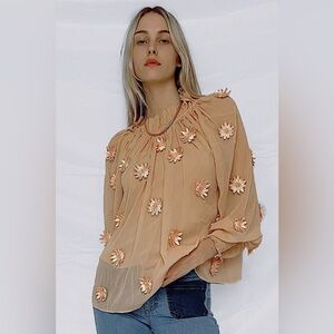 NWT FRENCH CONNECTION

Aziza Lace Long Sleeve Top